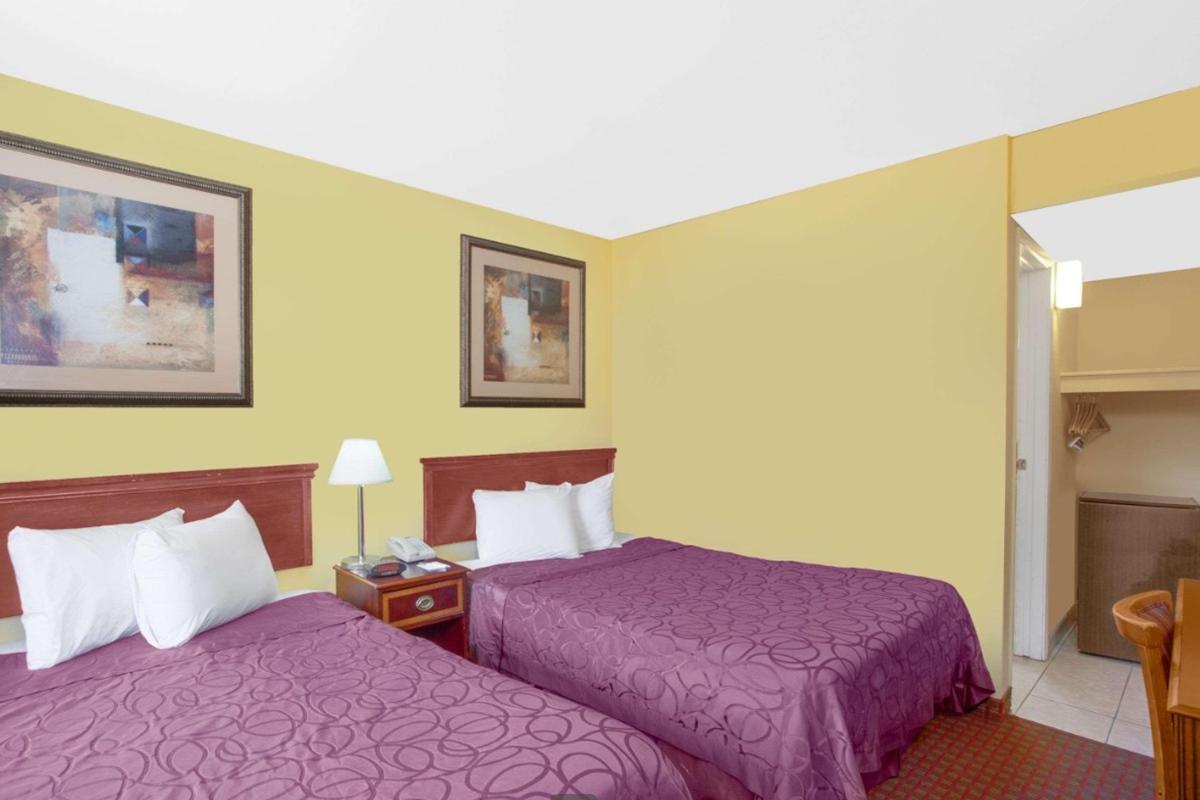 Baymont By Wyndham Coalinga Βίλα Εξωτερικό φωτογραφία
