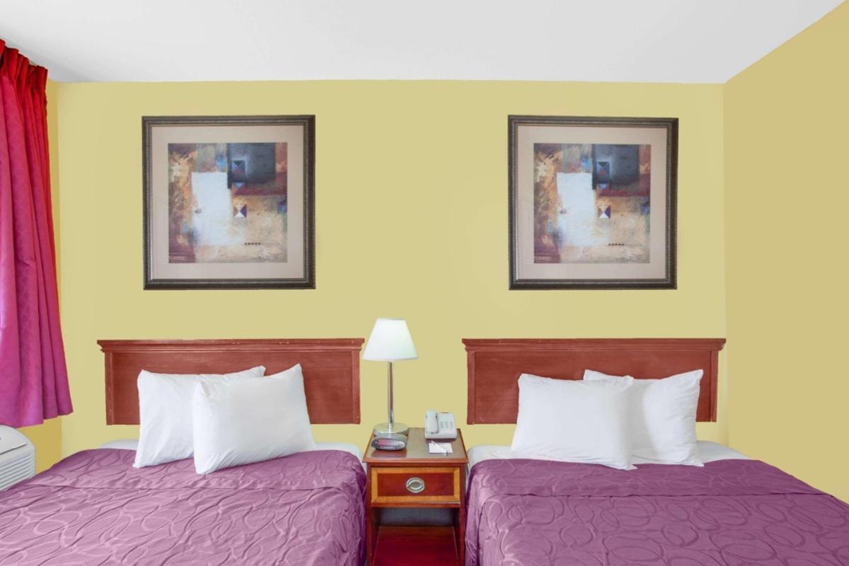 Baymont By Wyndham Coalinga Βίλα Εξωτερικό φωτογραφία